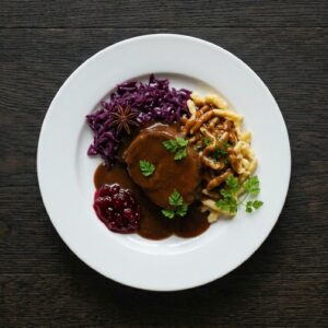 Hirschbraten mit Spätzle